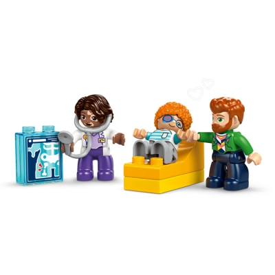 LEGO DUPLO 10449 Pierwszy raz: Wizyta u lekarza