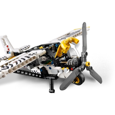 LEGO TECHNIC 42198 Samolot transportowy