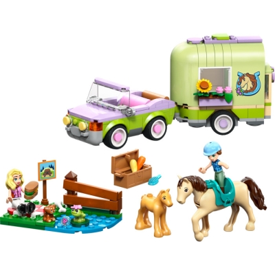LEGO FRIENDS 42695 Przyczepa z koniem i źrebaczkiem