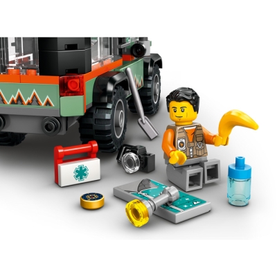 LEGO CITY 60447 Górska terenówka 4x4