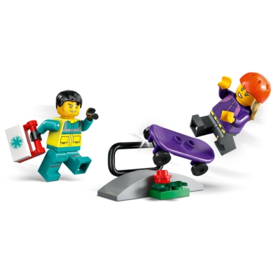 LEGO CITY 60451 Karetka pogotowia 60453 Furgonetka ratowników plażowych